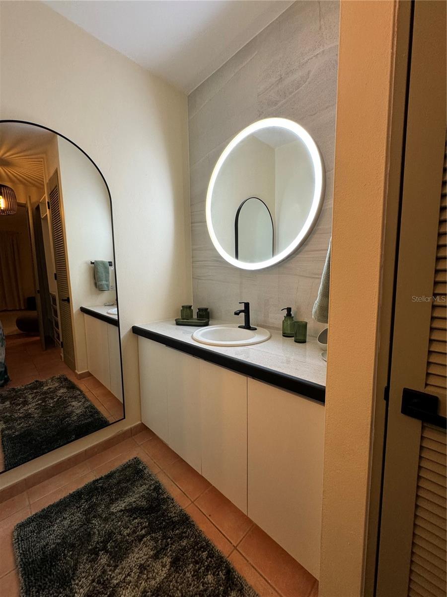 PUNTA DEL MAR BEACH VILLAGE - Residential