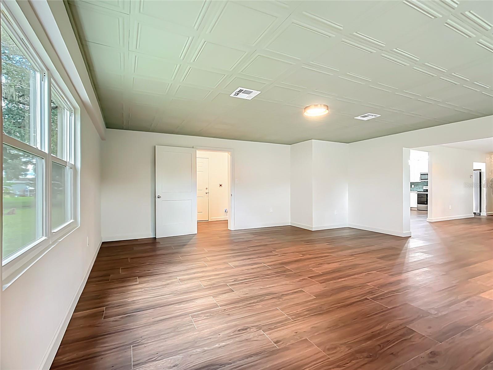 COUNTRY CLUB ADD - Residential