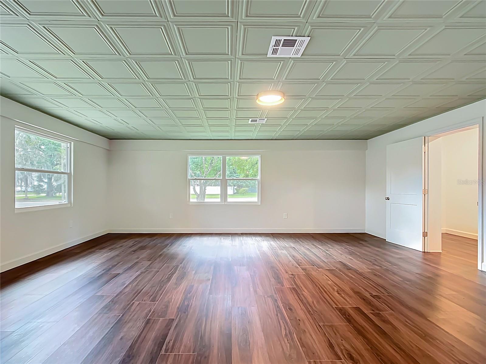 COUNTRY CLUB ADD - Residential
