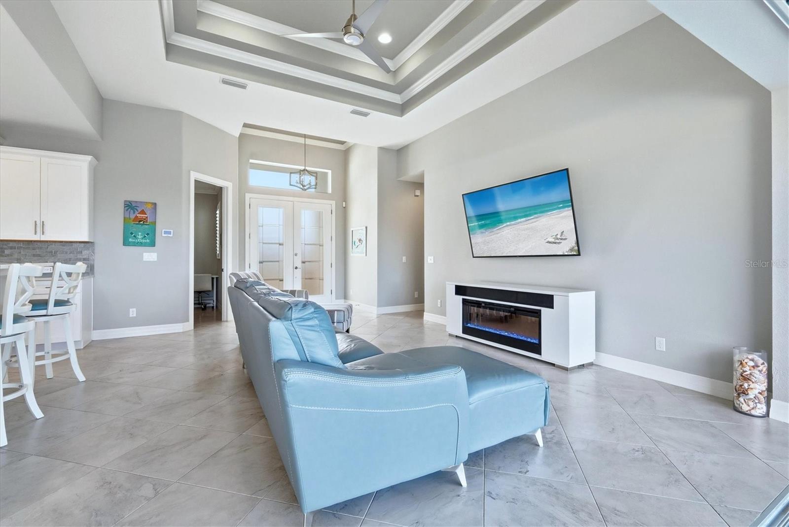 15272 LAKELAND CIRCLE