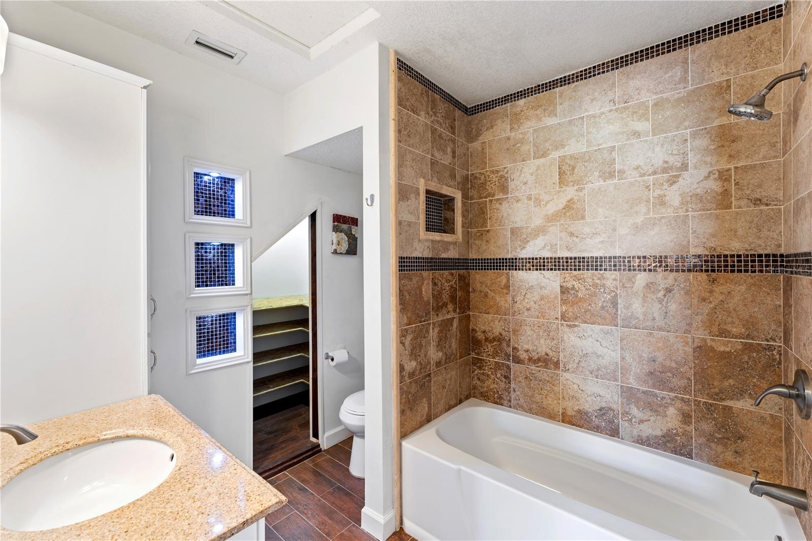 RANCHESTER UNIT II - Residential