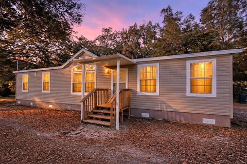 Photo of 16744 Race Track Road, Odessa, FL 33556 (MLS # TB8506112)
