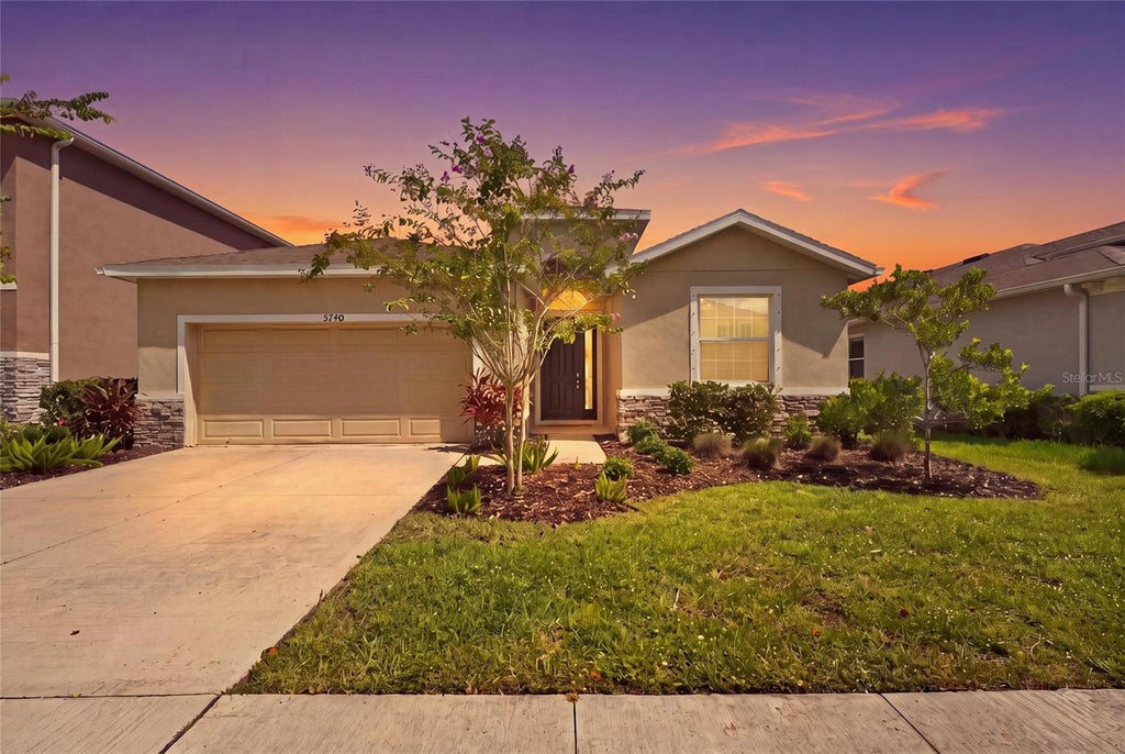 Photo of 5740 Woodland Sage Drive, Sarasota, FL 34238 (MLS # A4703360)