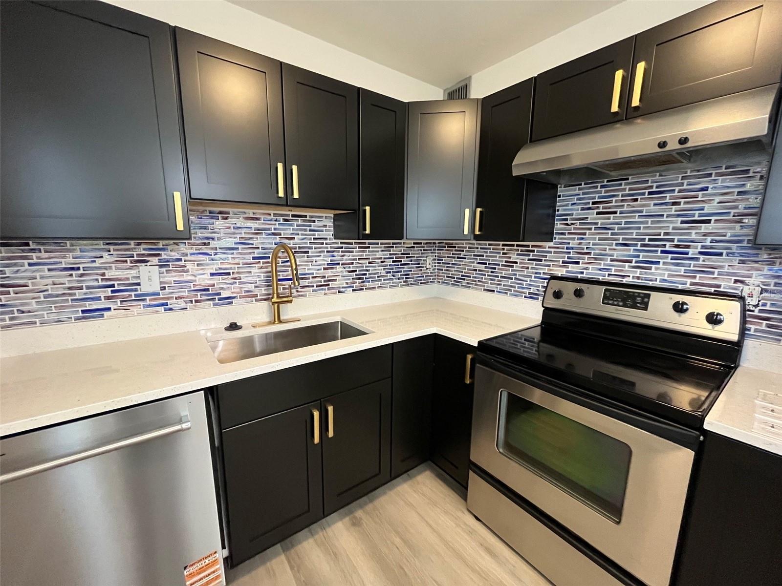 3300 FOX CHASE CIRCLE N 219