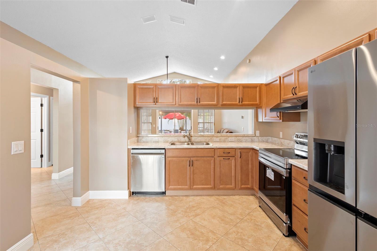 CHASE GROVES UNIT 7A - Residential Lease