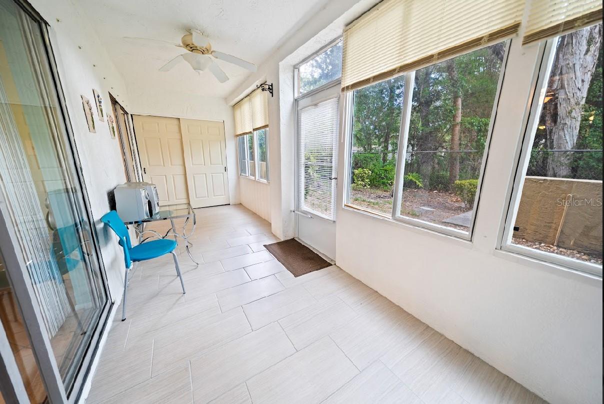 BAYSHORE ON THE LAKE APTS II SEC 3 - Residential