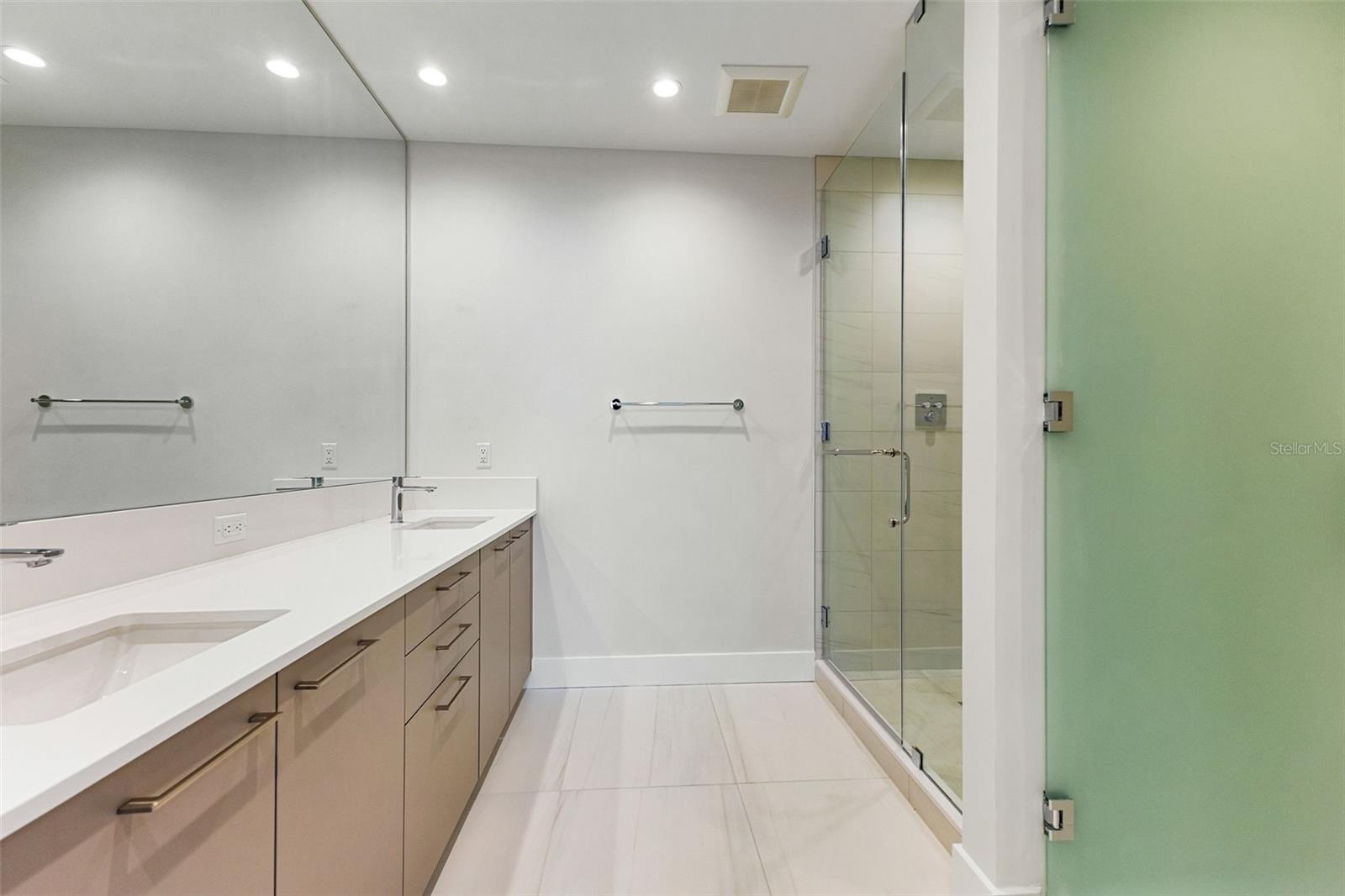 ART HOUSE CONDO - Residential