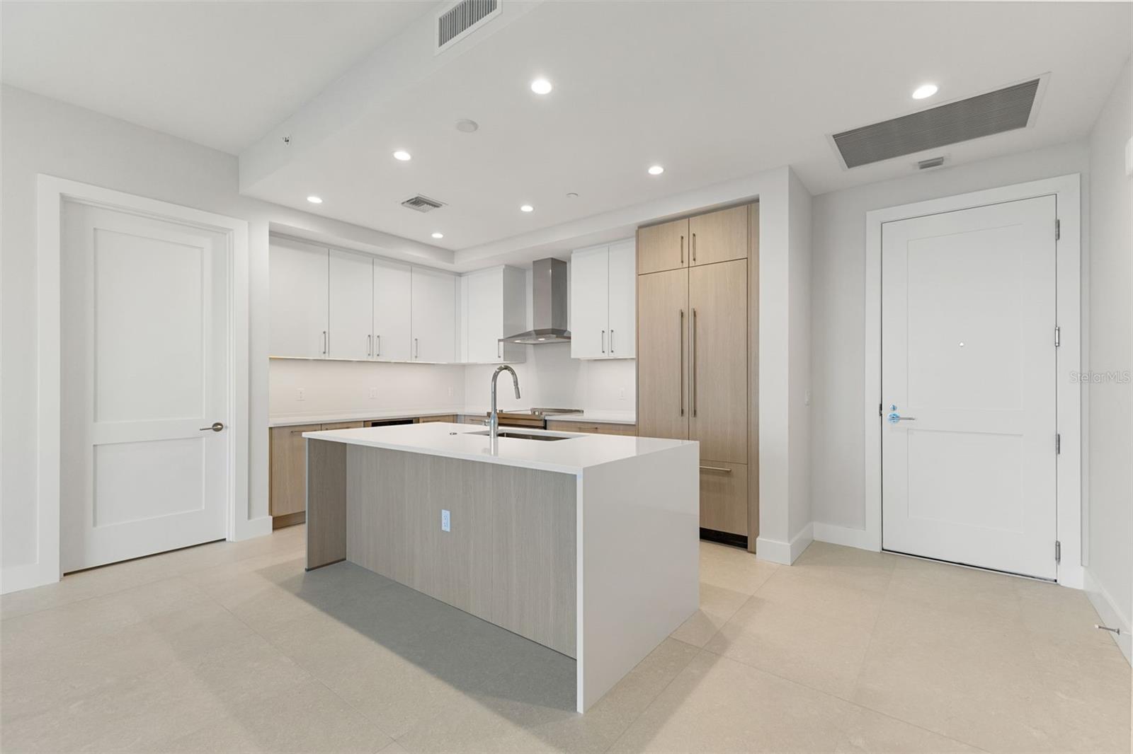 ART HOUSE CONDO - Residential