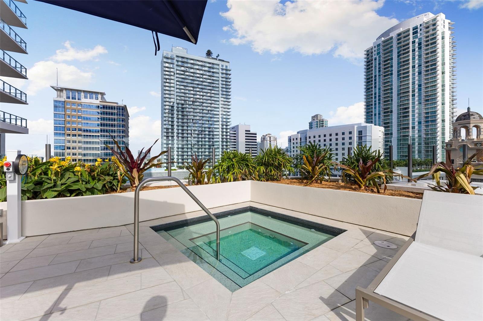 ART HOUSE CONDO - Residential