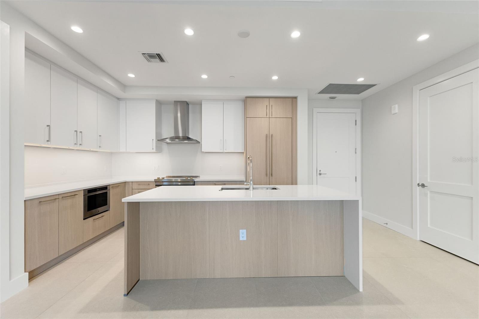 275 1ST AVENUE S 2308