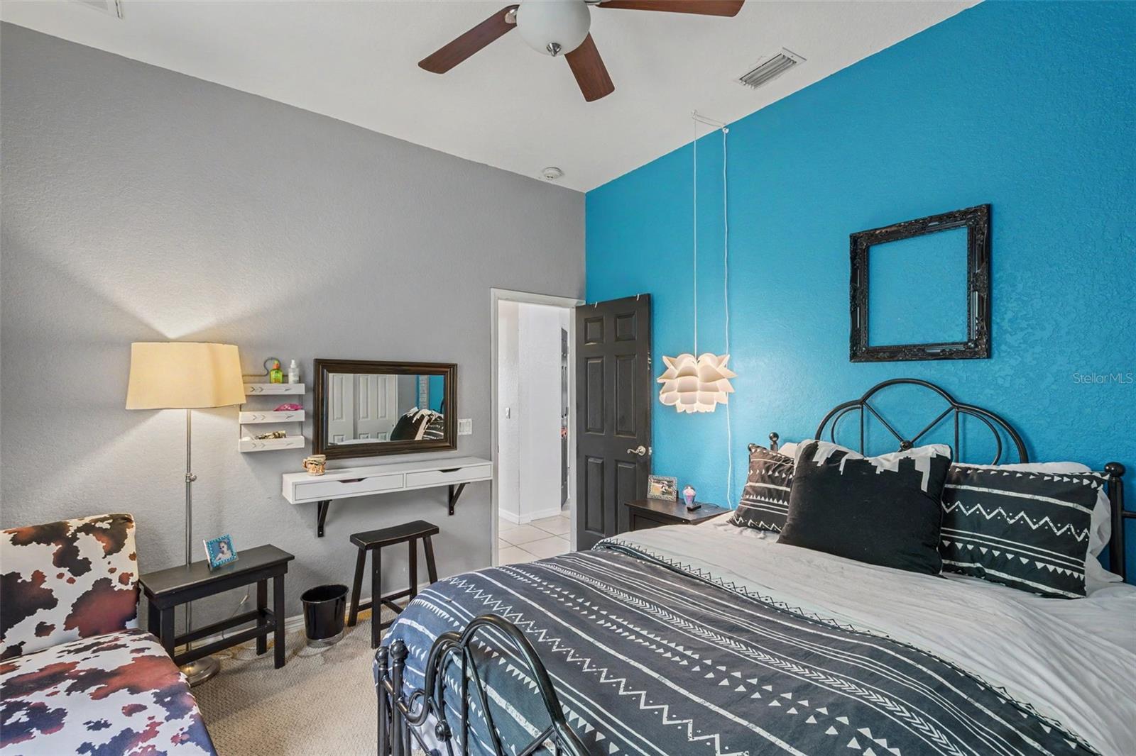 ROYAL HIGHLANDS - Residential