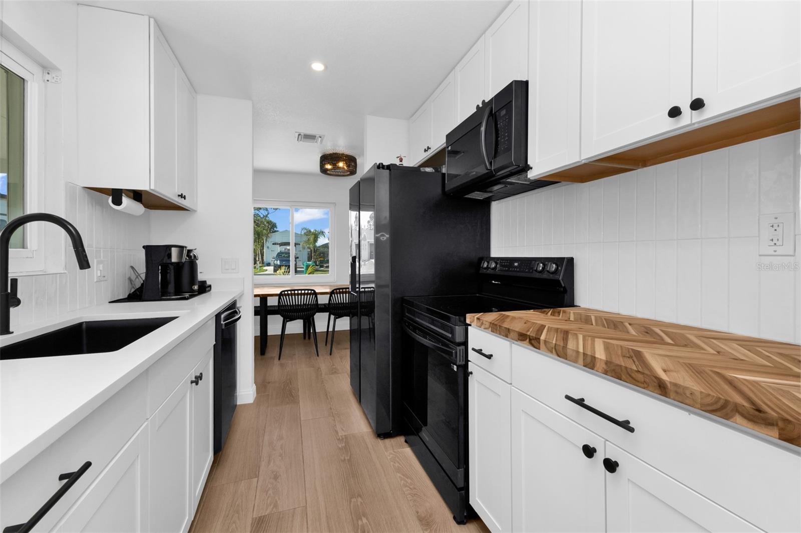 OXFORD MANOR 3RD ADD - Residential