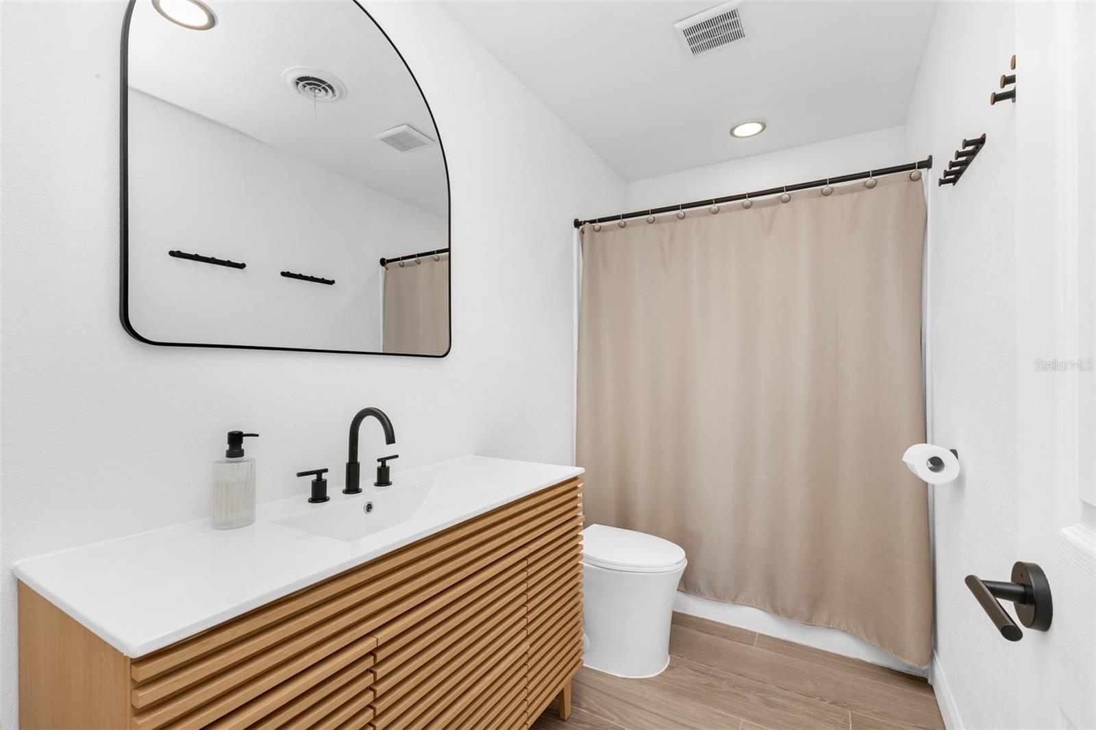 OXFORD MANOR 3RD ADD - Residential