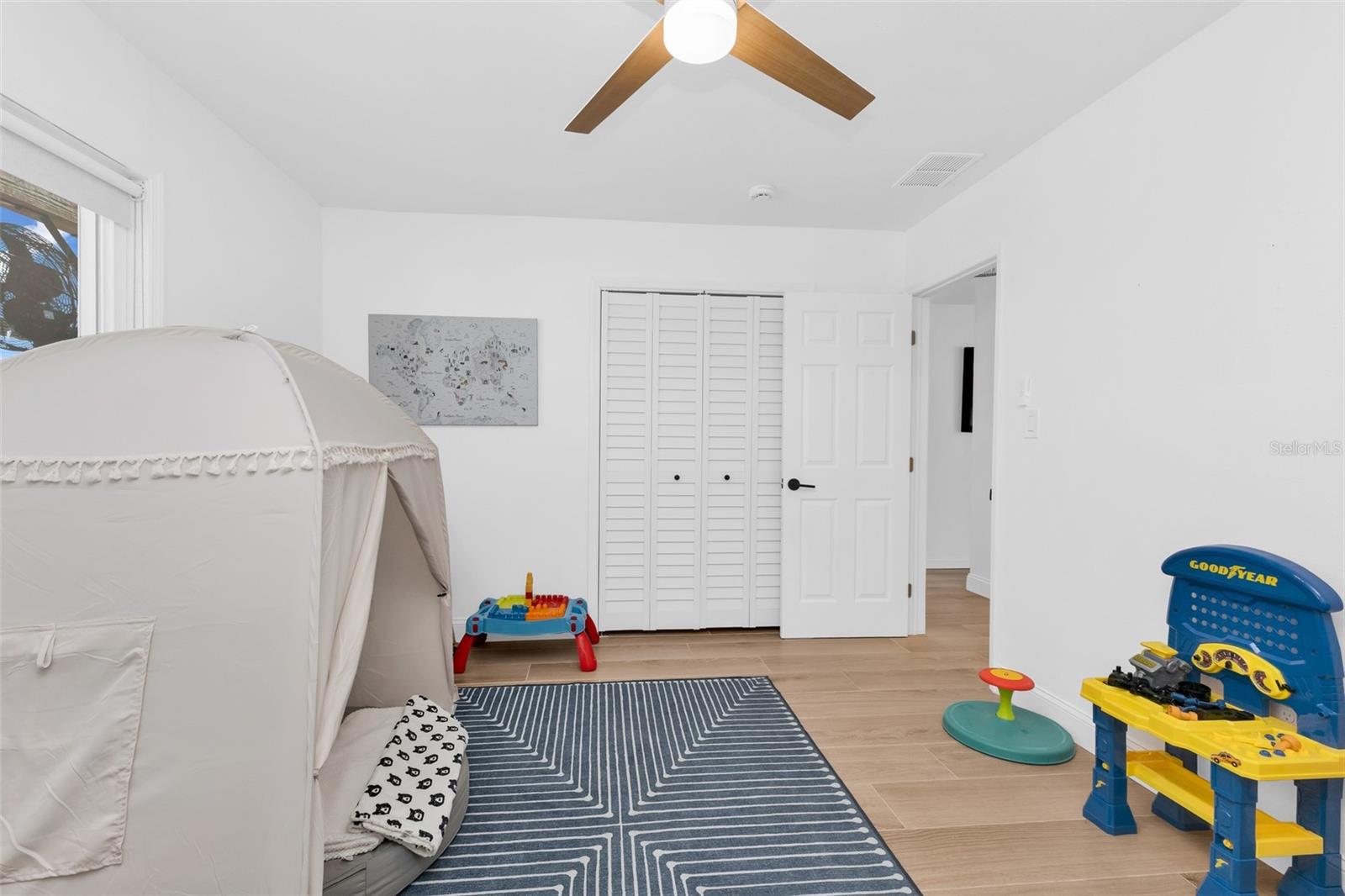 OXFORD MANOR 3RD ADD - Residential
