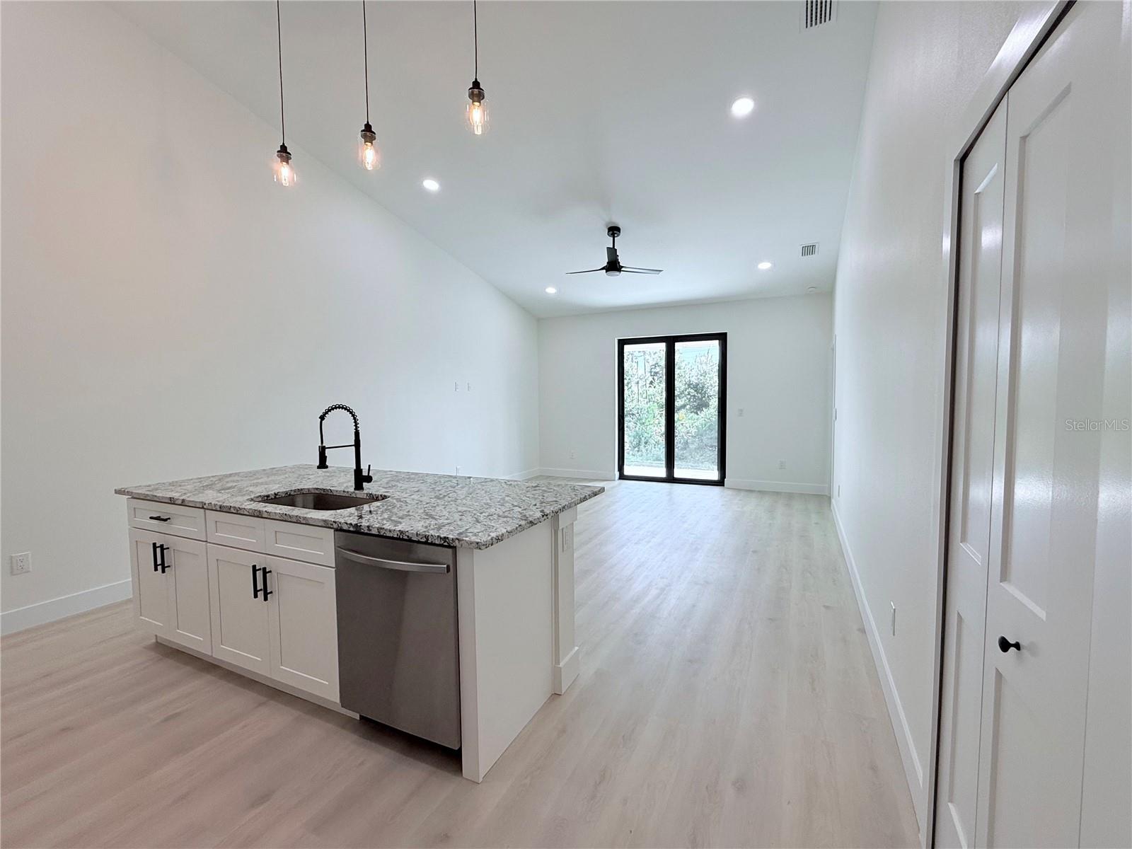 PORT CHARLOTTE SEC 084 - Residential Income