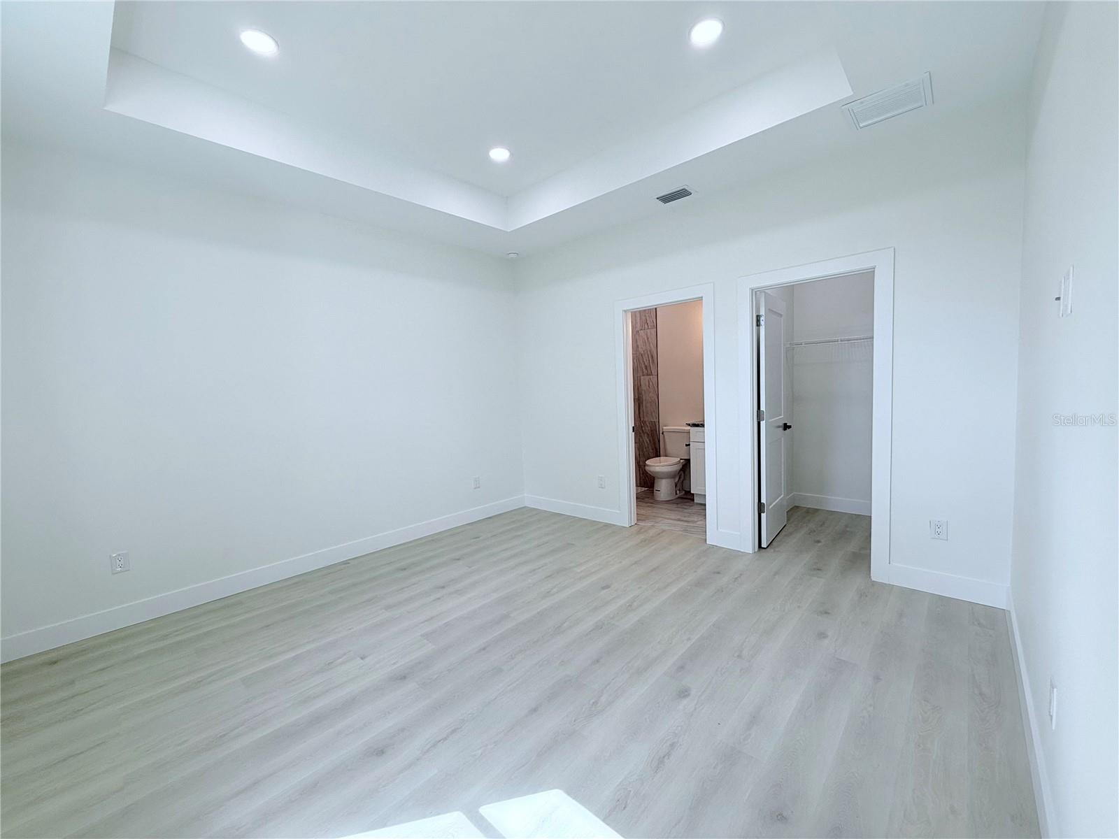 PORT CHARLOTTE SEC 084 - Residential Income