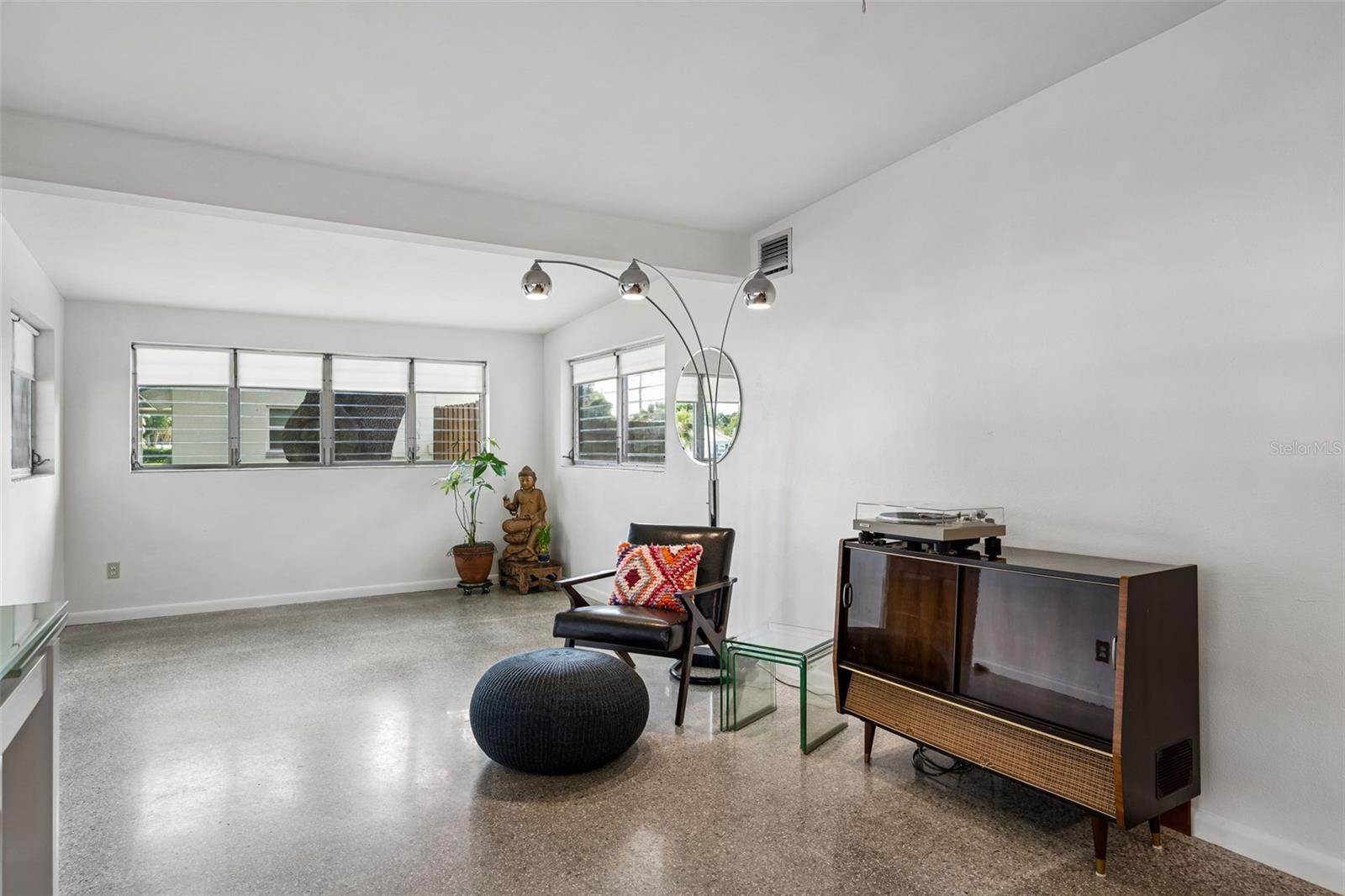 2626 AMBERGATE ROAD