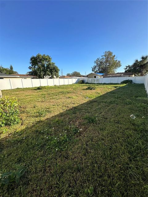 A home in TAMPA