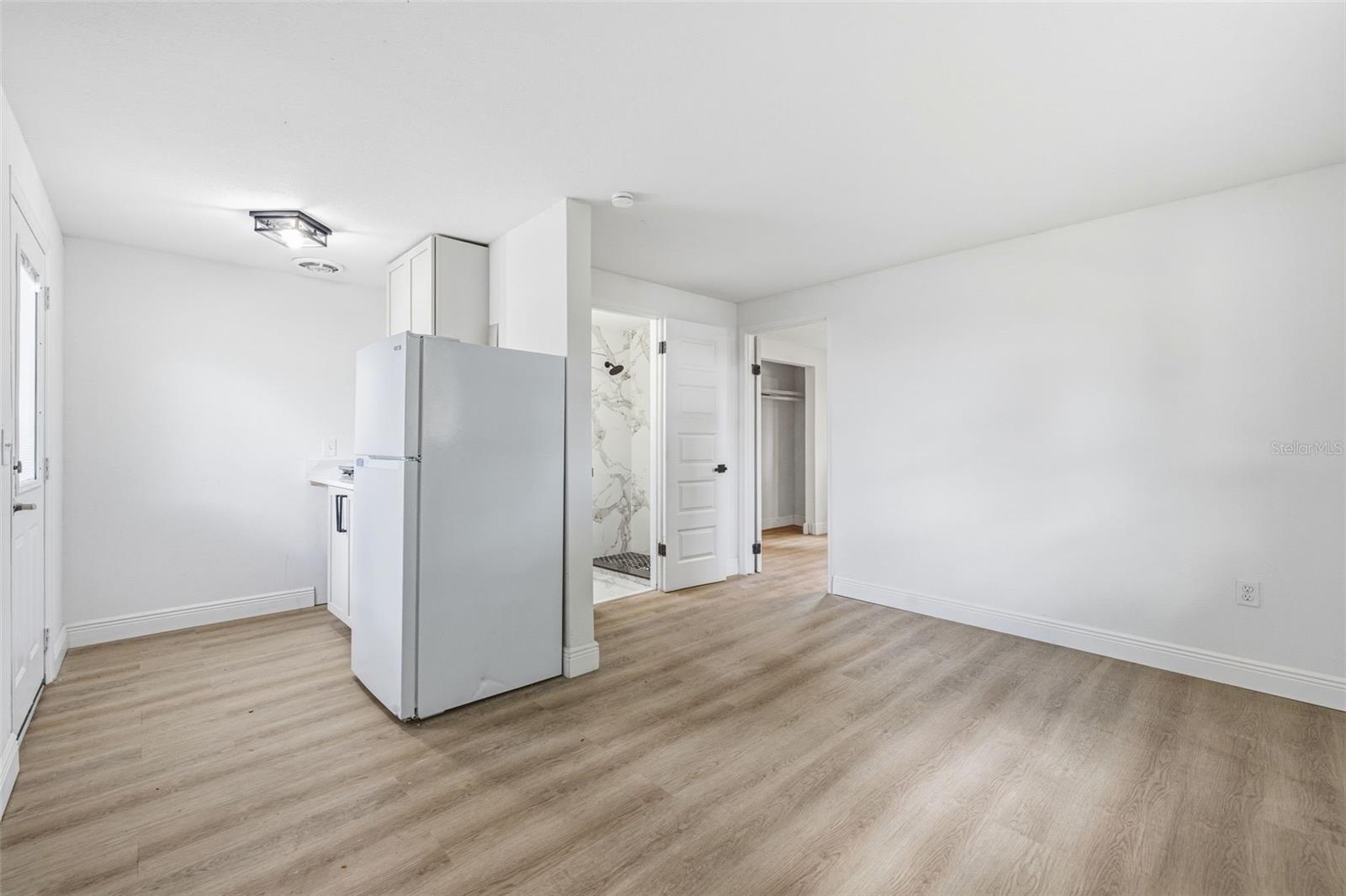 Z HEIGHTS 1ST ADD - Residential