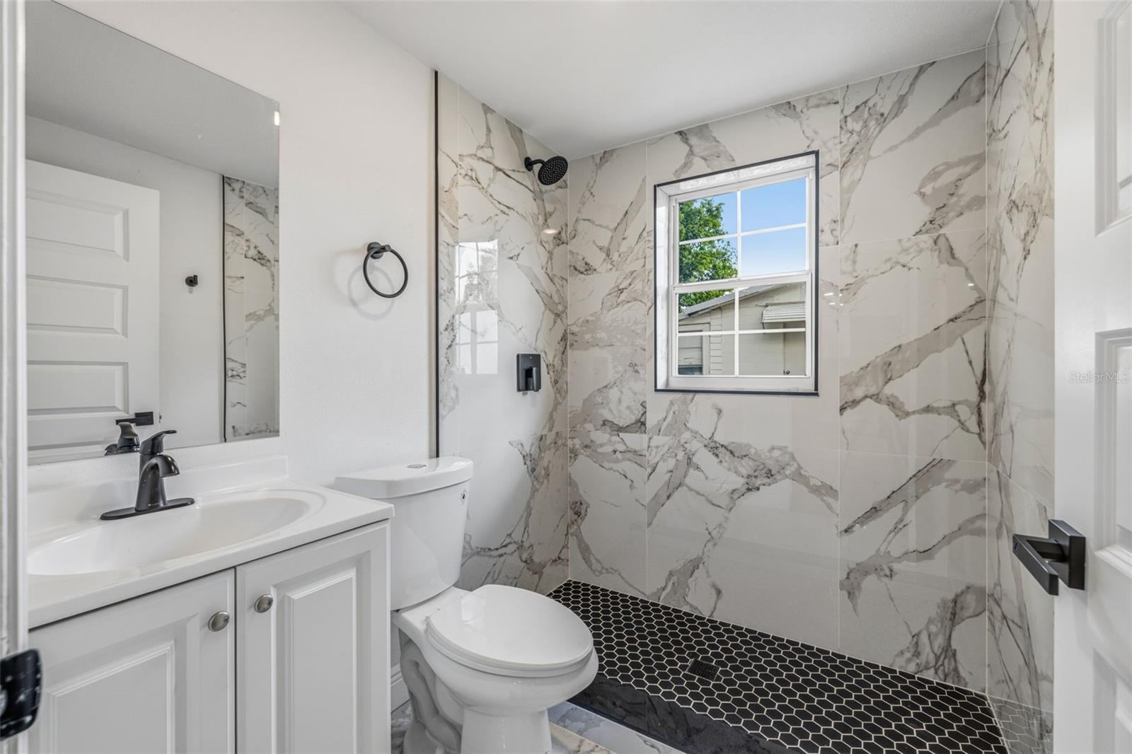 Z HEIGHTS 1ST ADD - Residential