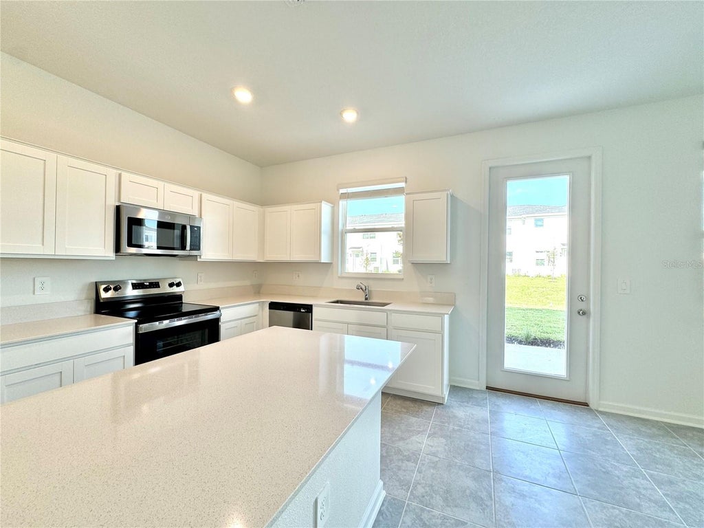 Photo of 106 Nine Iron Drive, Davenport, FL 33896 (MLS # S5160404)
