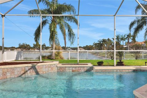 A home in WINTER HAVEN