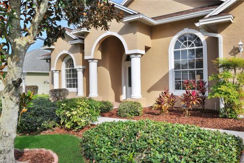 A home in WINTER HAVEN