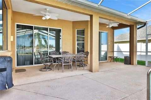 A home in WINTER HAVEN