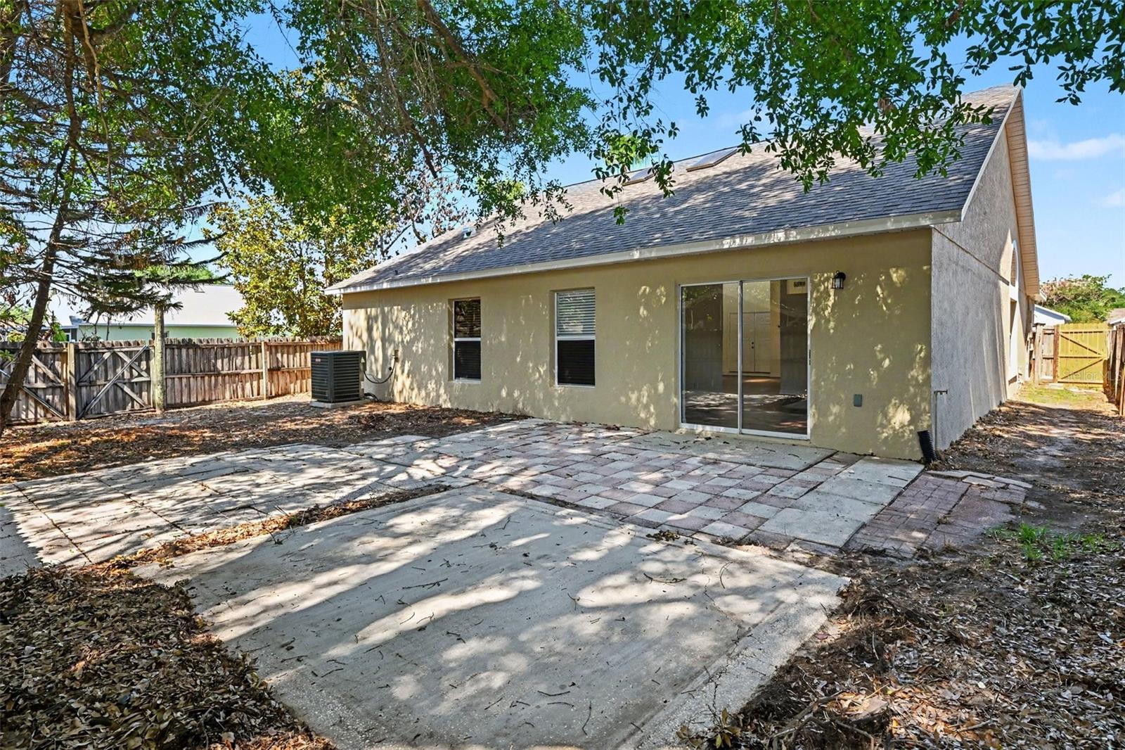 WINDING CREEK - Residential
