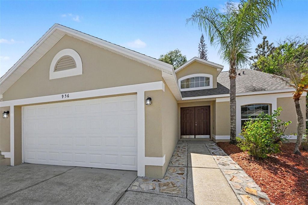 Photo of 956 Old Barn Road, Orlando, FL 32825 (MLS # O6404395)