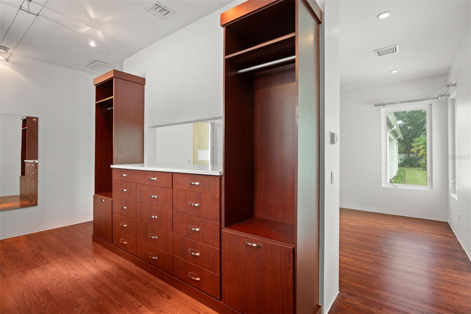 CONWILL ESTATES - Residential