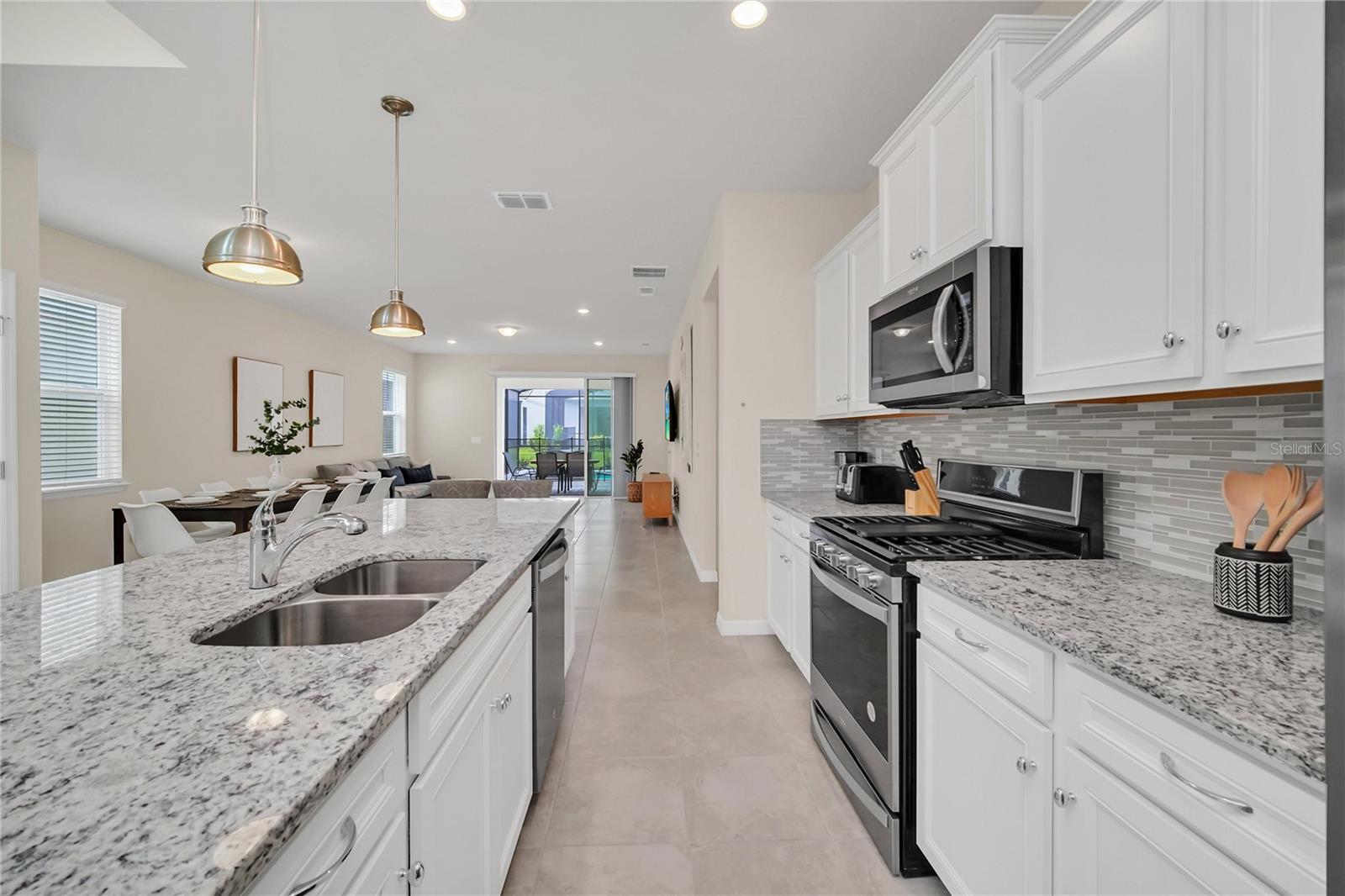 SOLTERRA PH 2B - Residential Lease