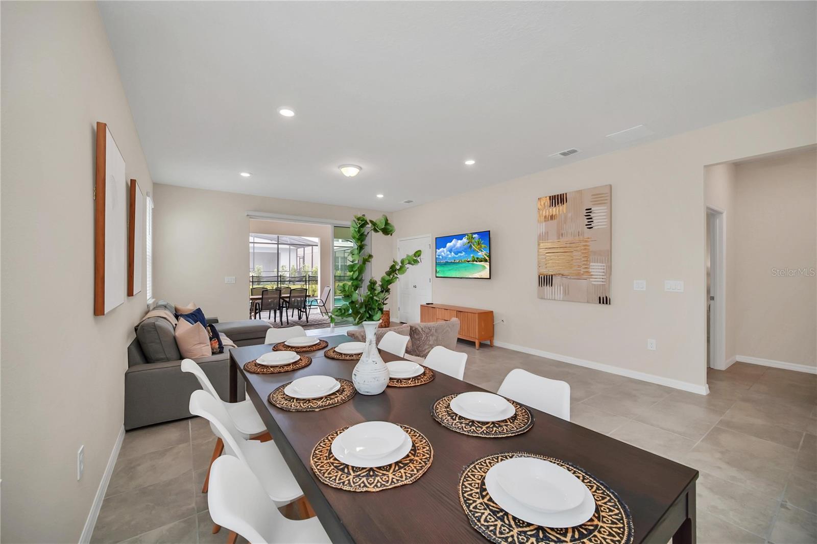 SOLTERRA PH 2B - Residential Lease