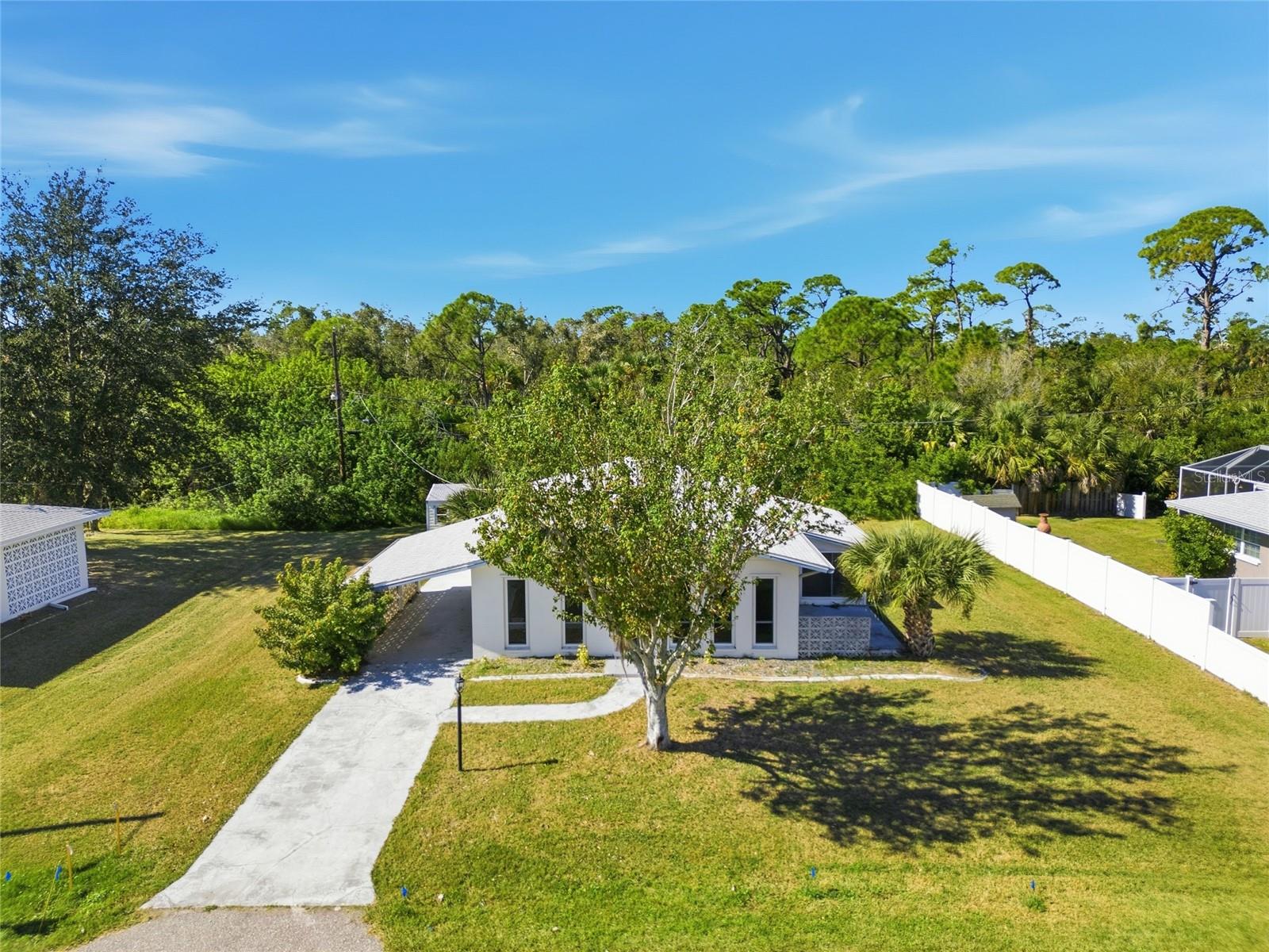 CHARLOTTE  ACRES - Residential