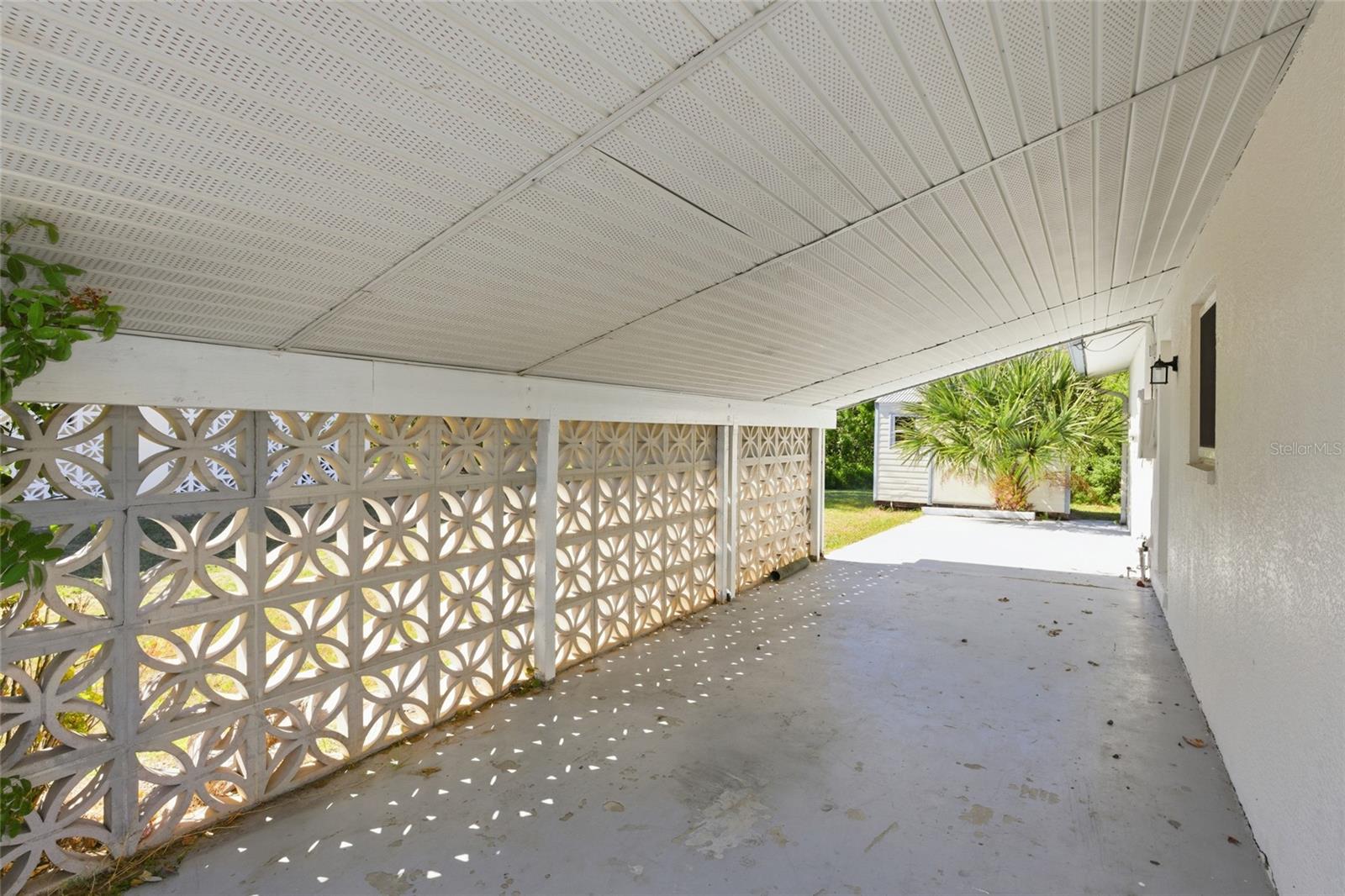 CHARLOTTE  ACRES - Residential