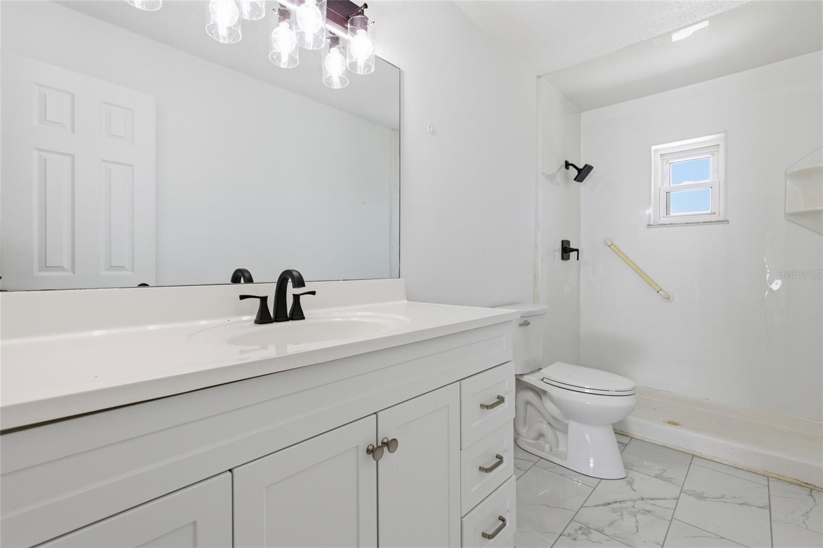 CHARLOTTE  ACRES - Residential