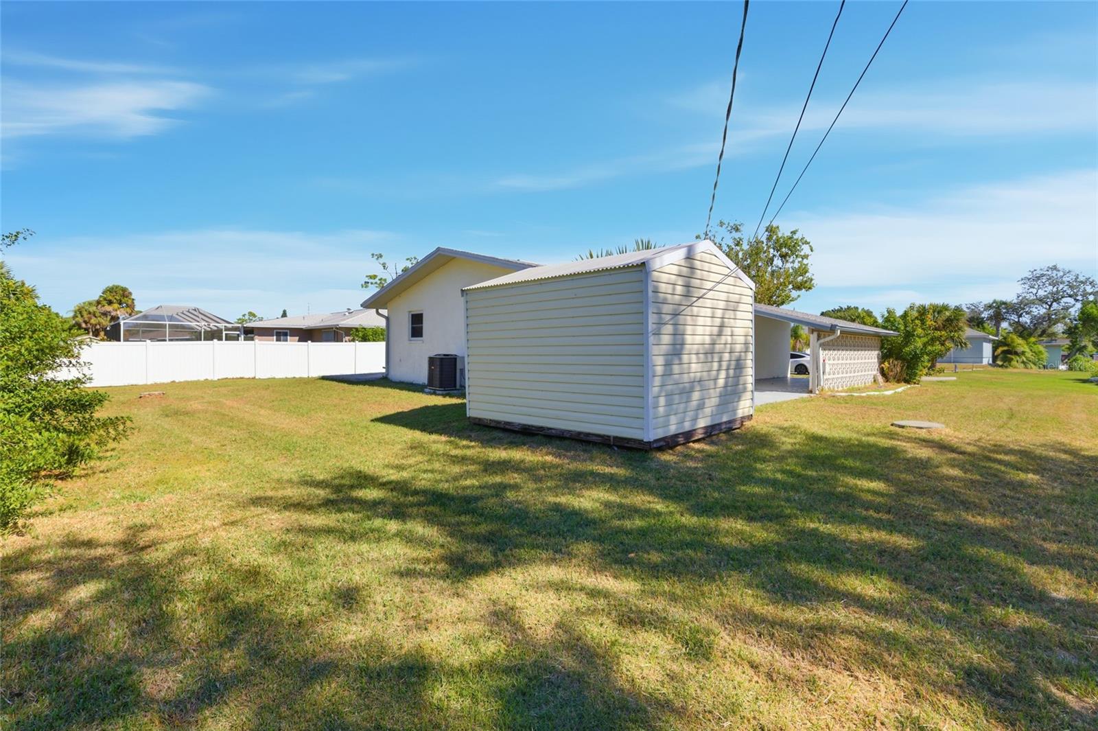 CHARLOTTE  ACRES - Residential