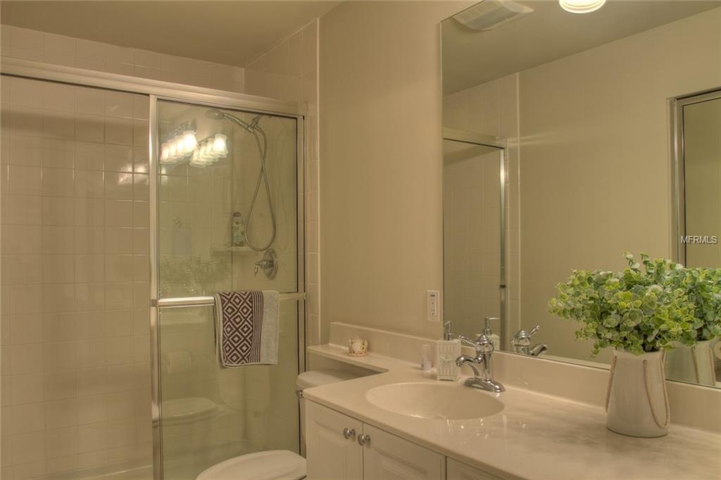 ISLES OF SARASOTA UNIT 2C - Residential Lease