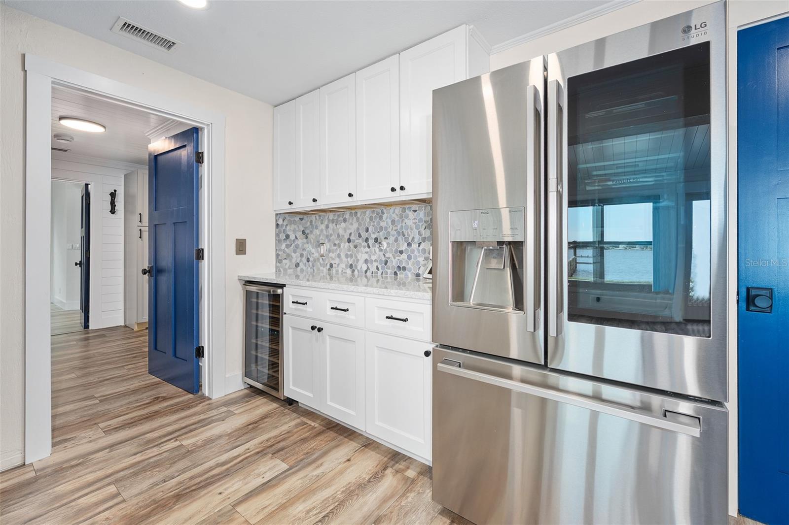 CAMEO POINT UNIT 02 - Residential