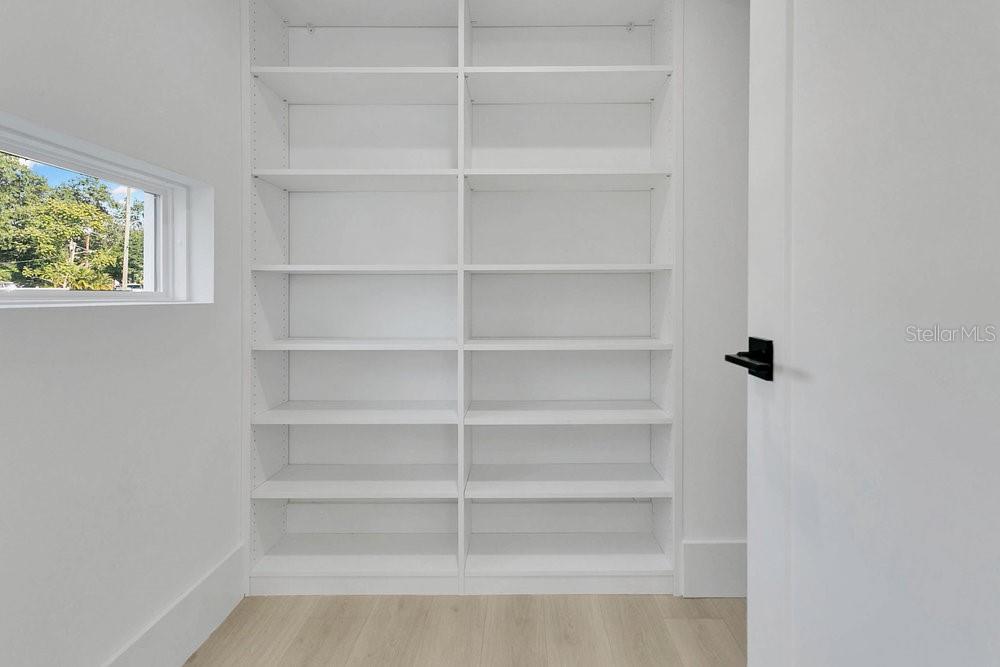 GOLFVIEW - Residential