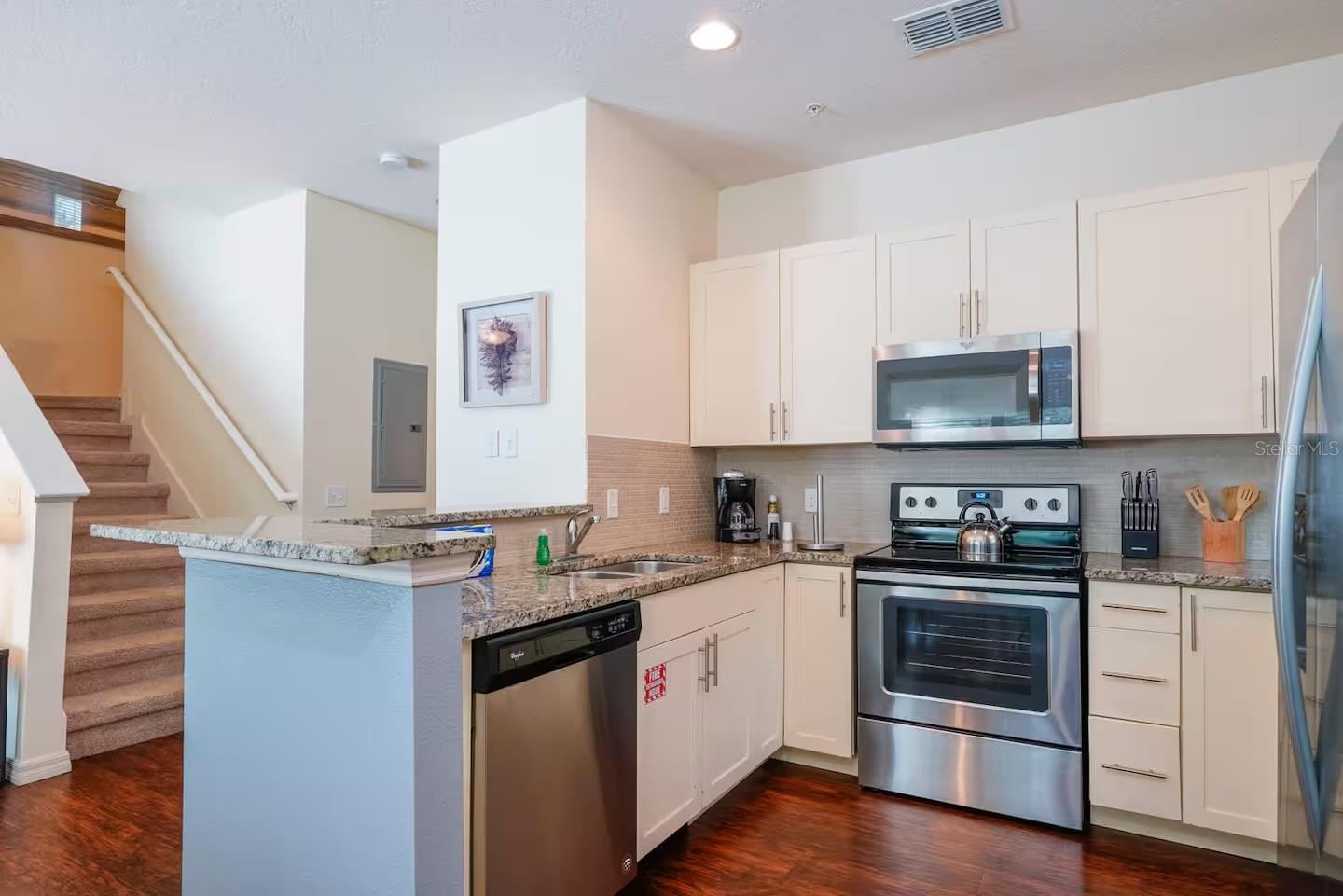 Casas a venda 3 - Jen Dantas 3201 GOLD LANE