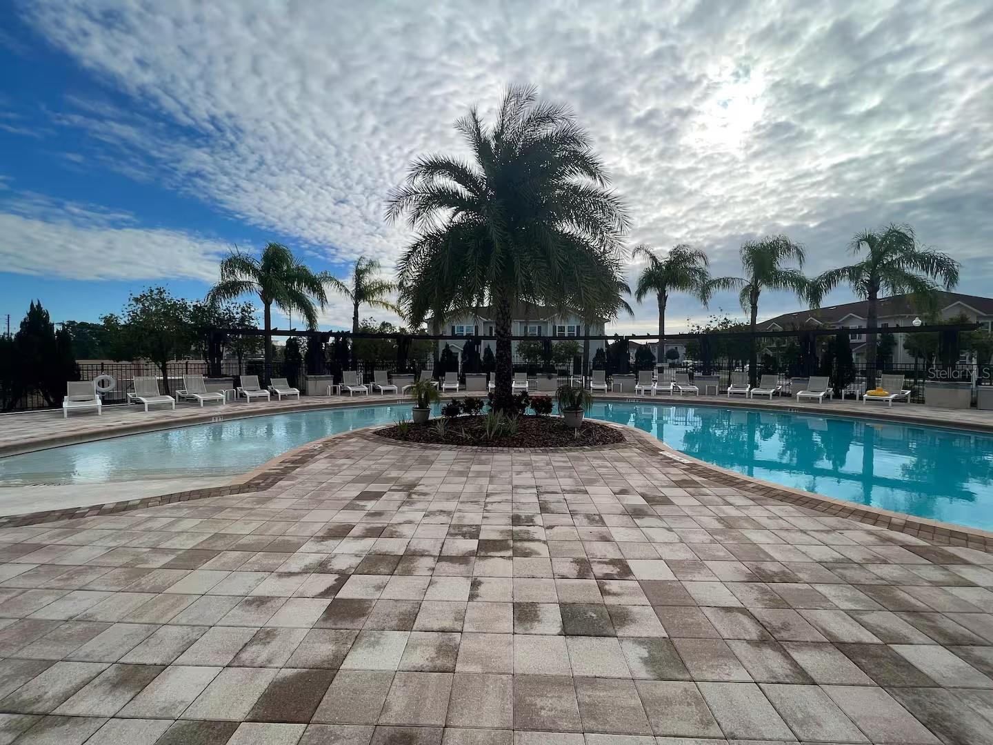 WEST LUCAYA VILLAGE - Residential