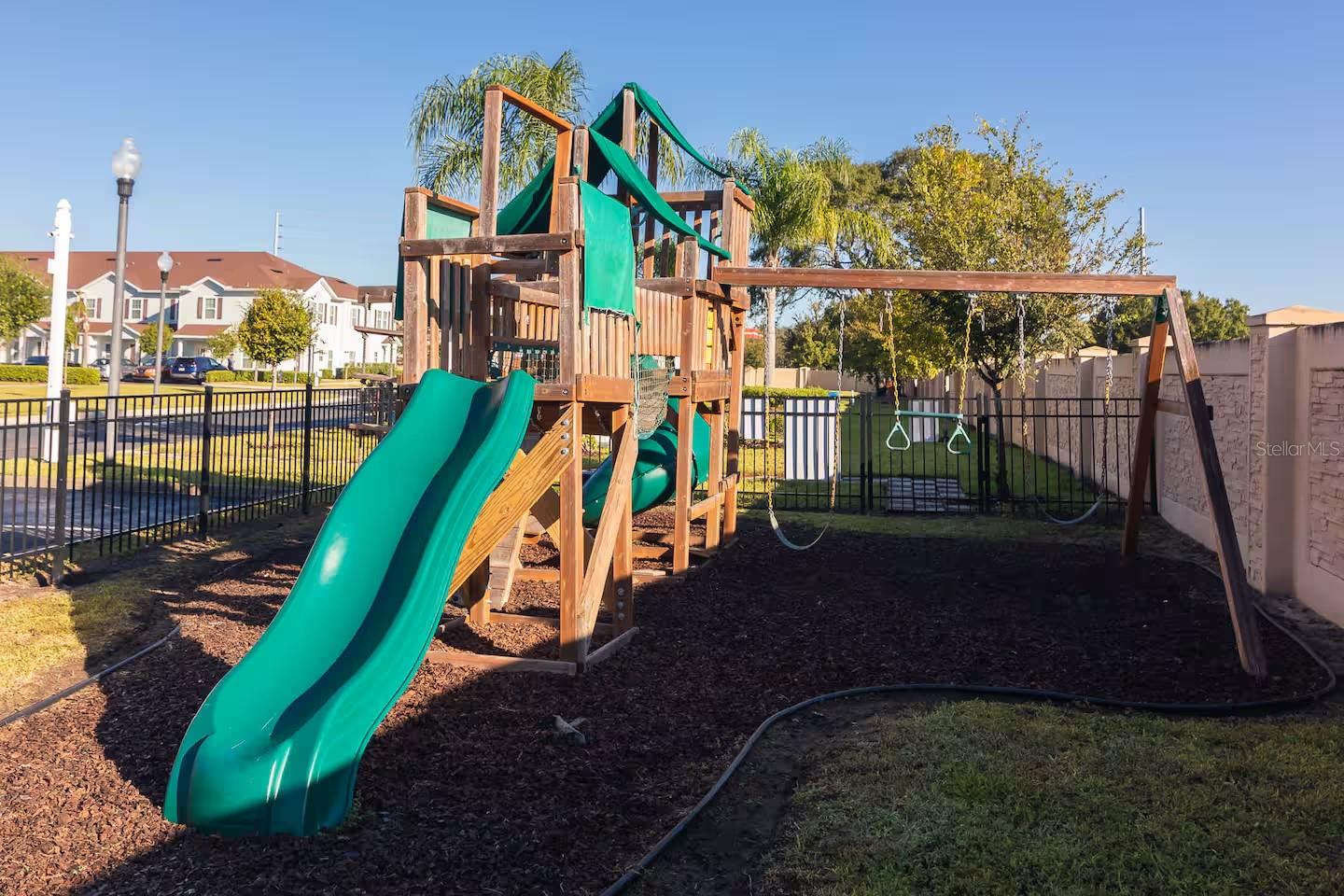 WEST LUCAYA VILLAGE - Residential