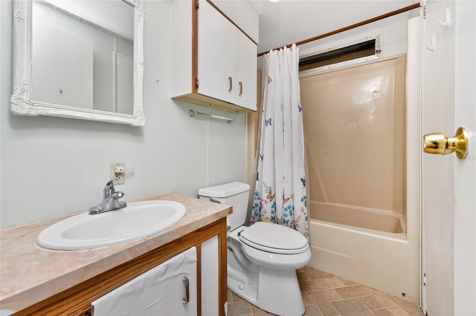 LEMON BAY ISLES PH 02 - Residential