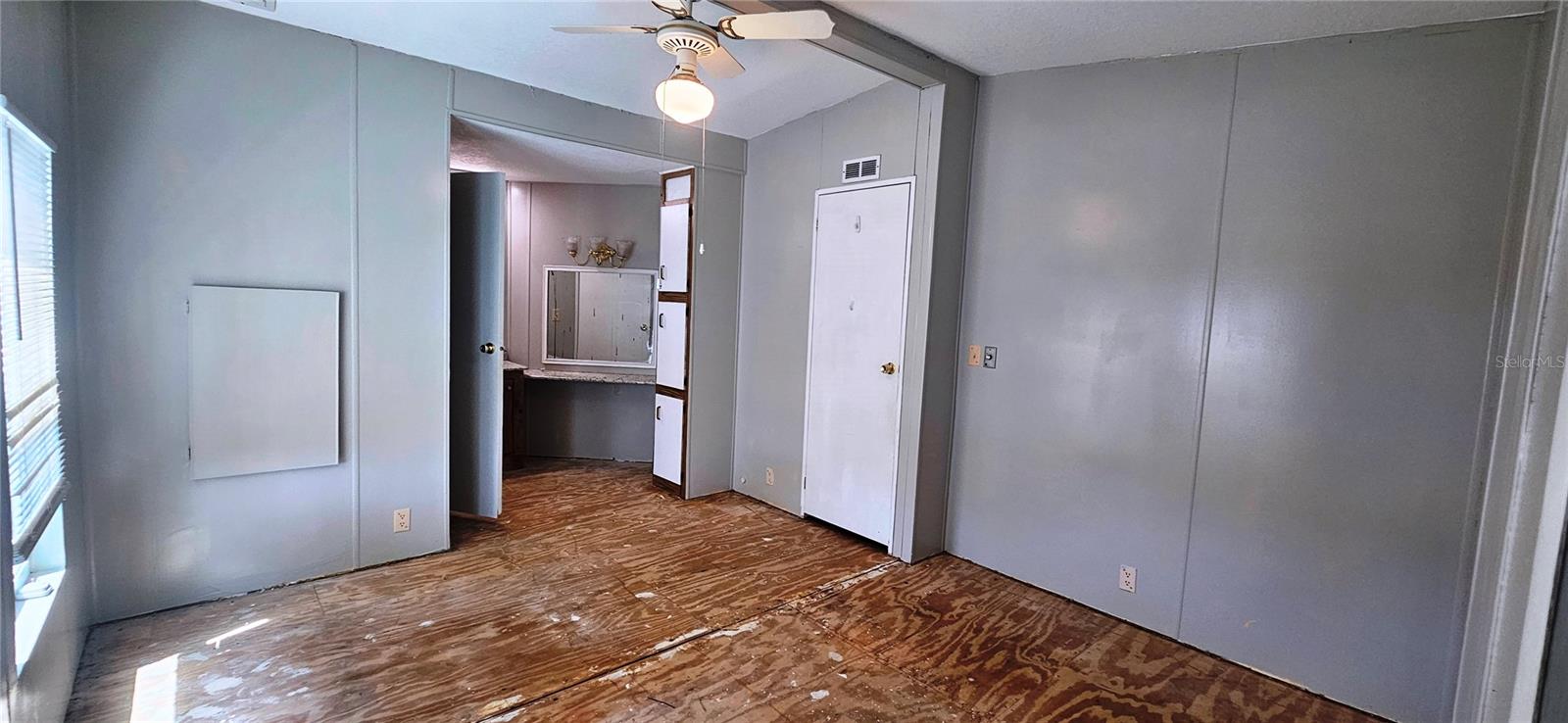 LEMON BAY ISLES PH 02 - Residential