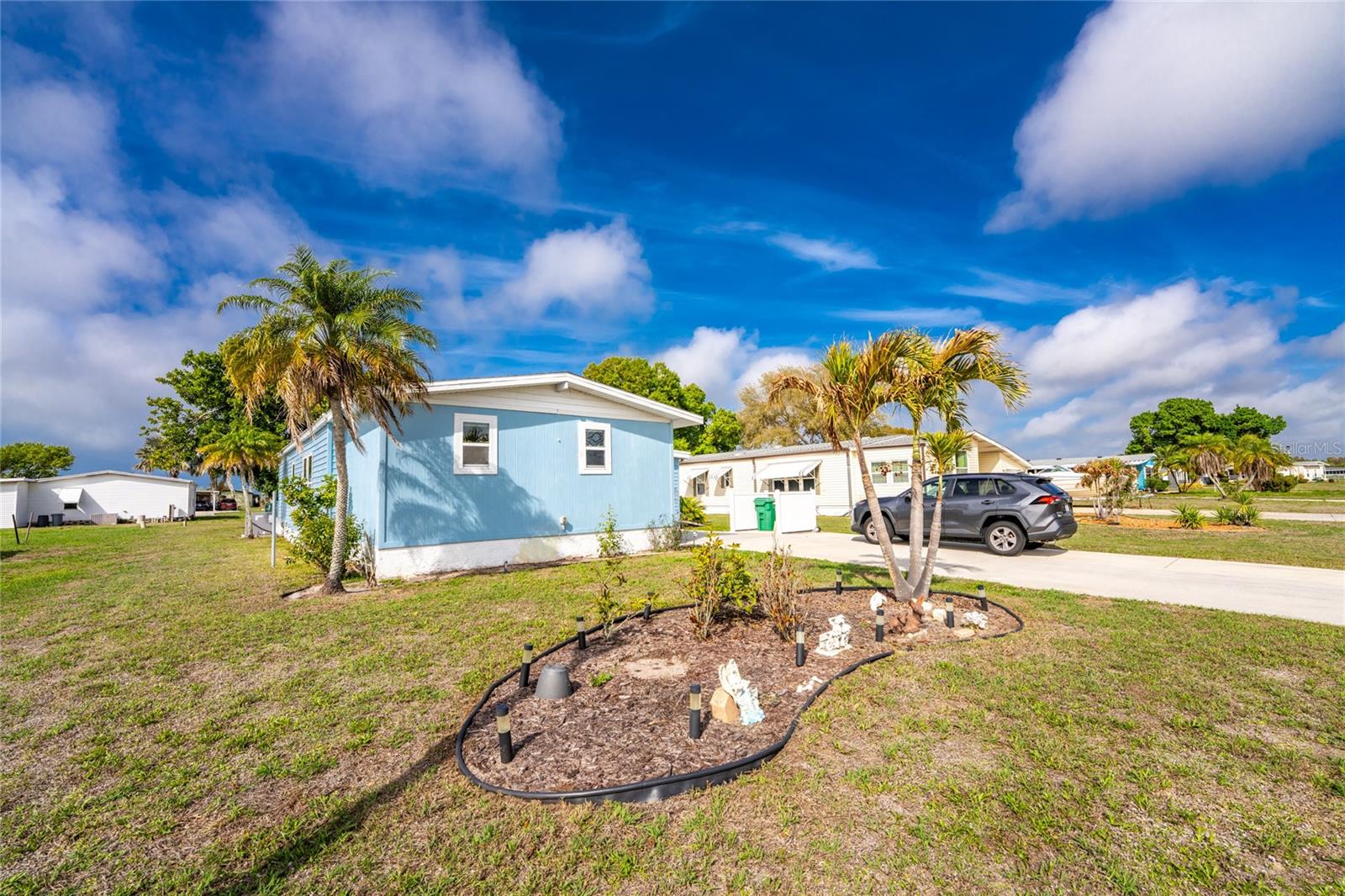 LEMON BAY ISLES PH 02 - Residential