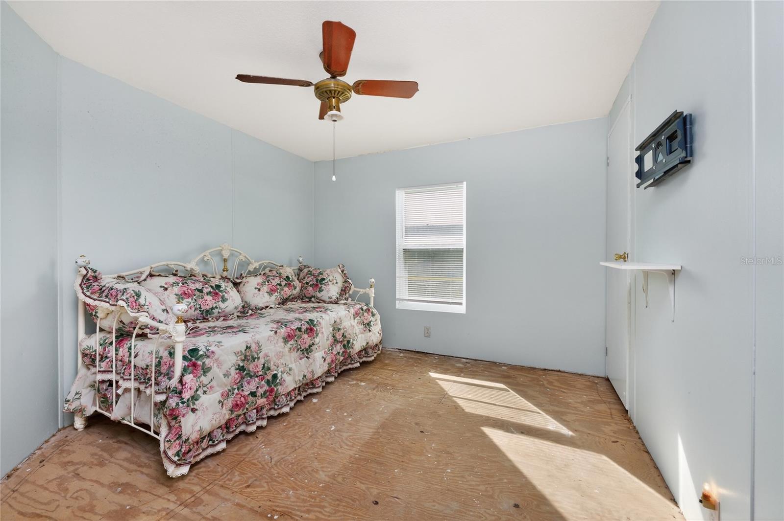 LEMON BAY ISLES PH 02 - Residential