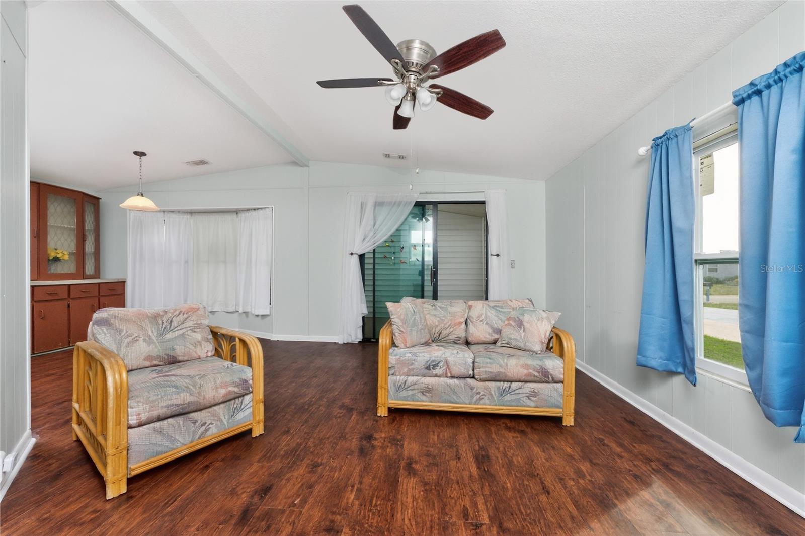 LEMON BAY ISLES PH 02 - Residential