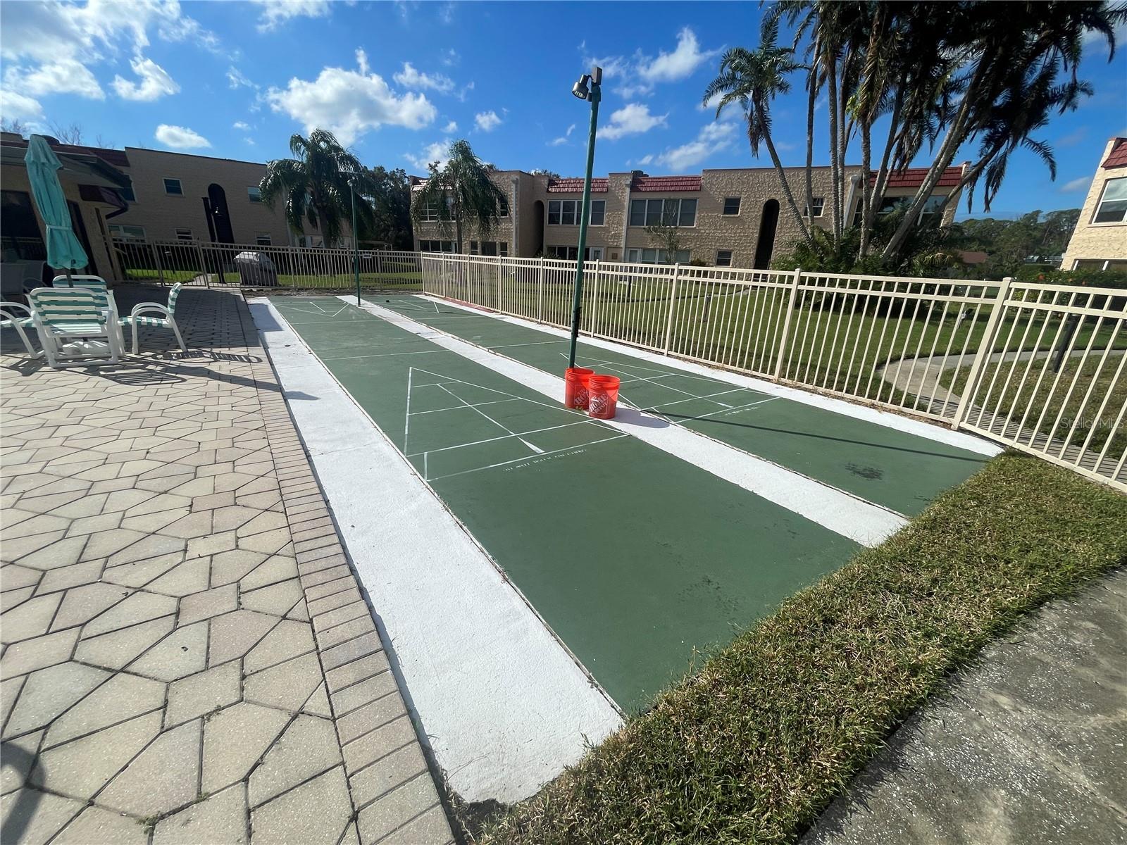 GARDENS THE CONDO - Residential Lease