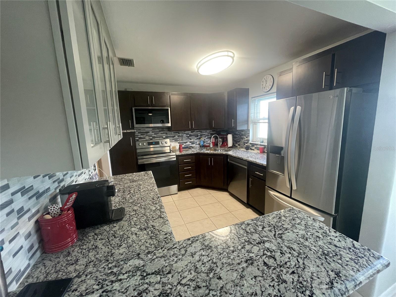 GARDENS THE CONDO - Residential Lease